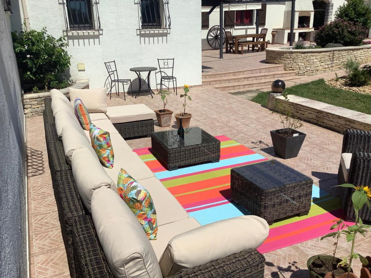 Number9 - Now With Air Conditioned Rooms Carlipa Exterior foto